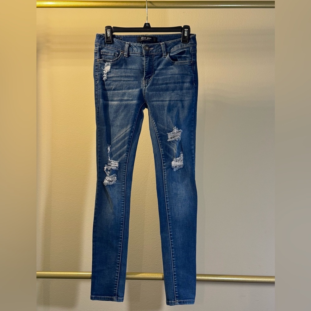 #24 Distressed Blue Skinny Jeans